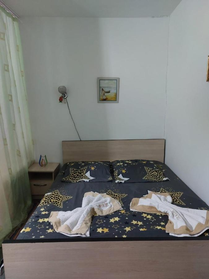 Madona'S Apartment 第比利斯 外观 照片