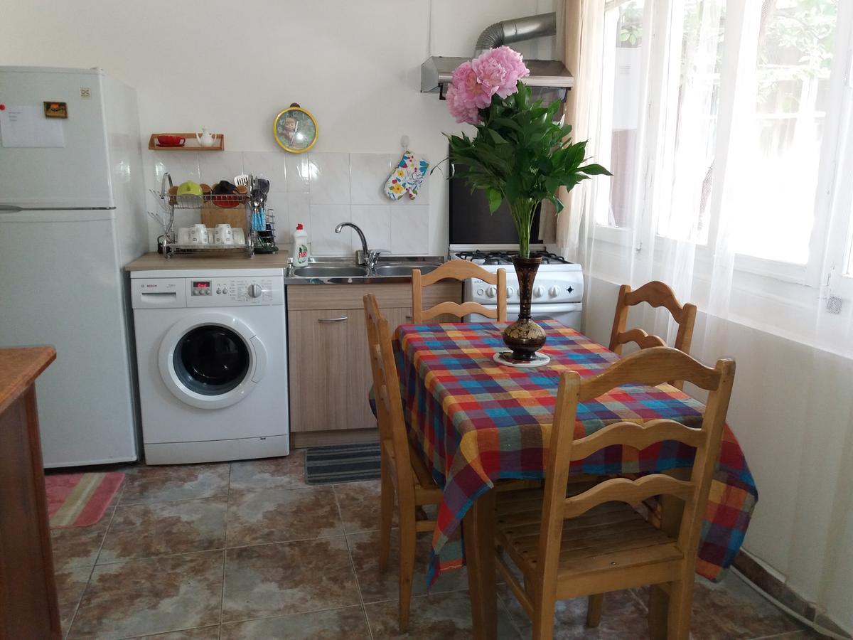 Madona'S Apartment 第比利斯 外观 照片
